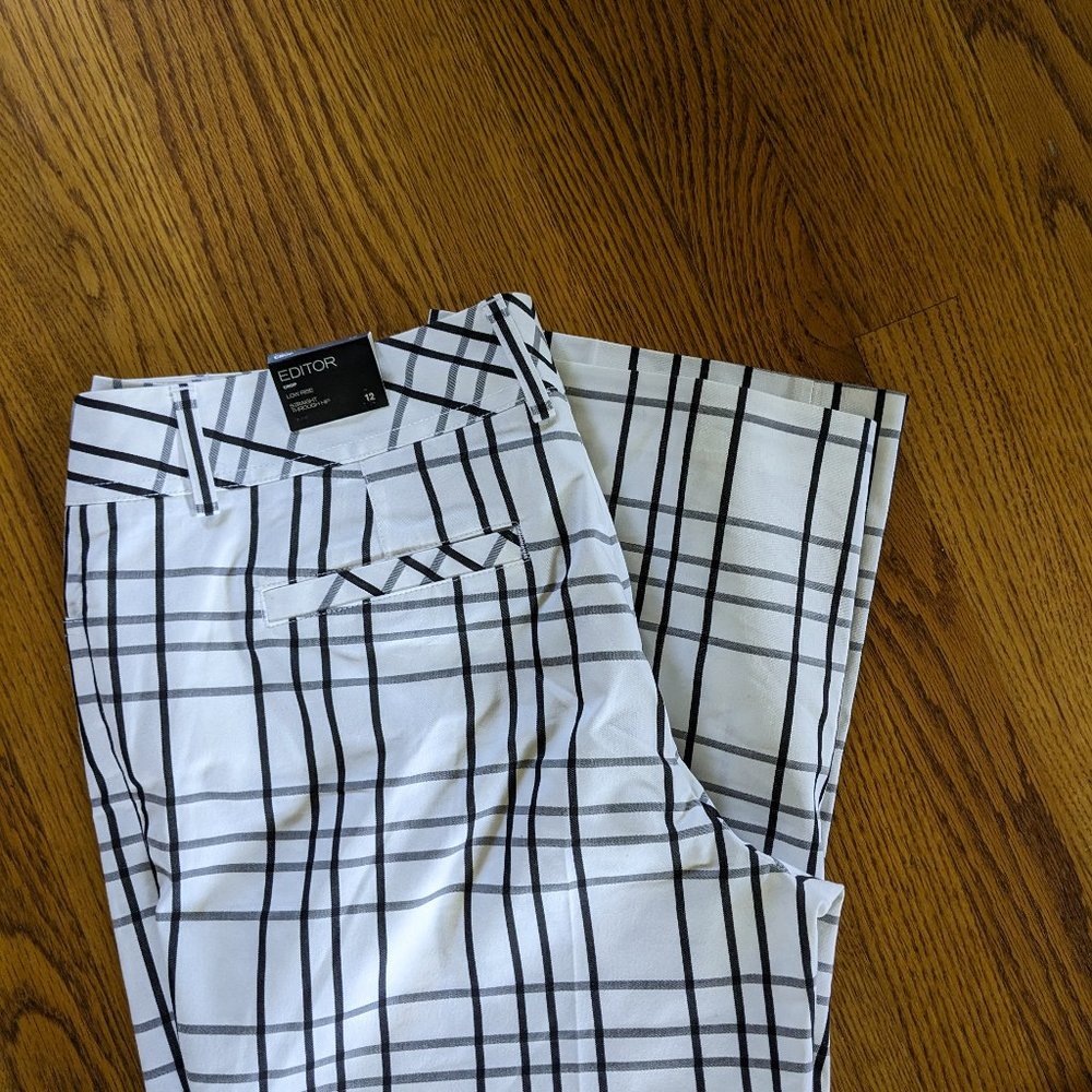 NWT Express Black and white checked Capris Size 12